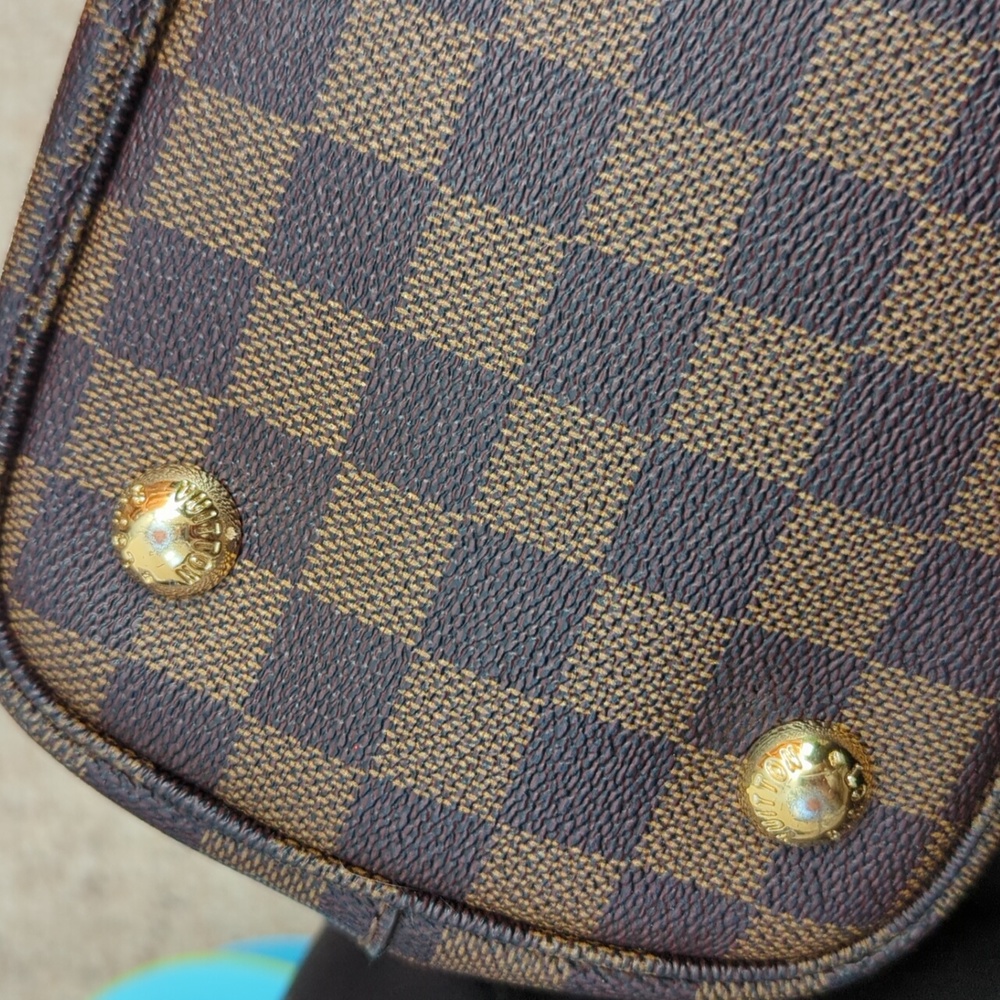 Louis Vuitton Kensington Damier Ebene Bag - Picture 9 of 9